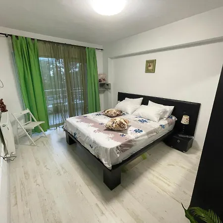 Mihaela * Mamaia